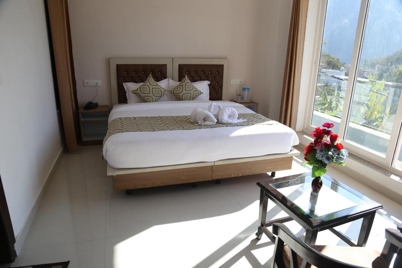 רישיקש Mountain View Room By Yog Tapovan מראה חיצוני תמונה